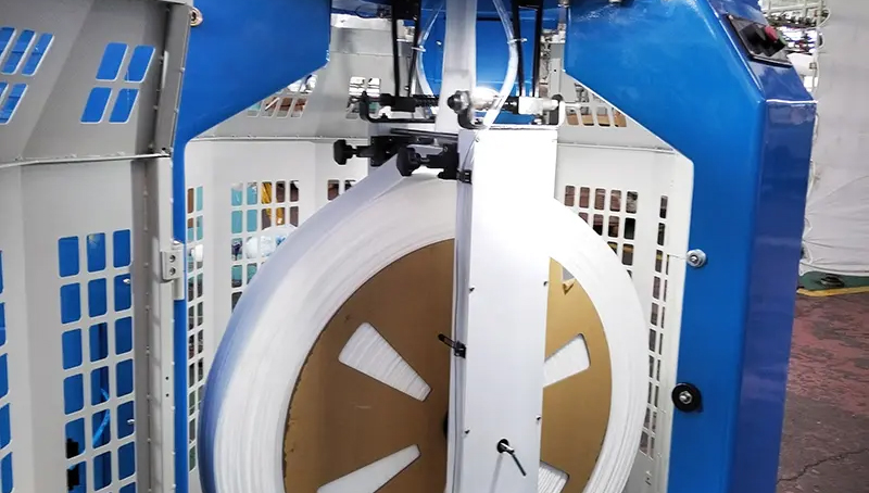 Produsen mesin rajut